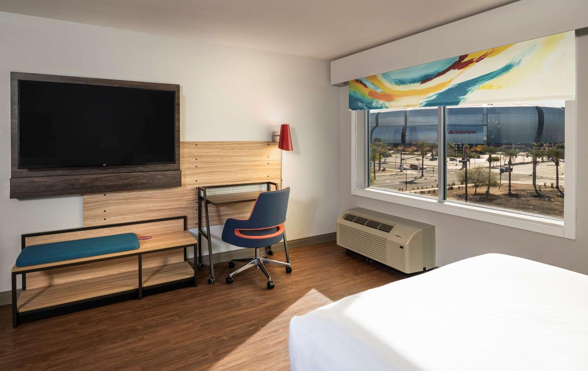 Tru By Hilton Phoenix Glendale Westgate Extérieur photo