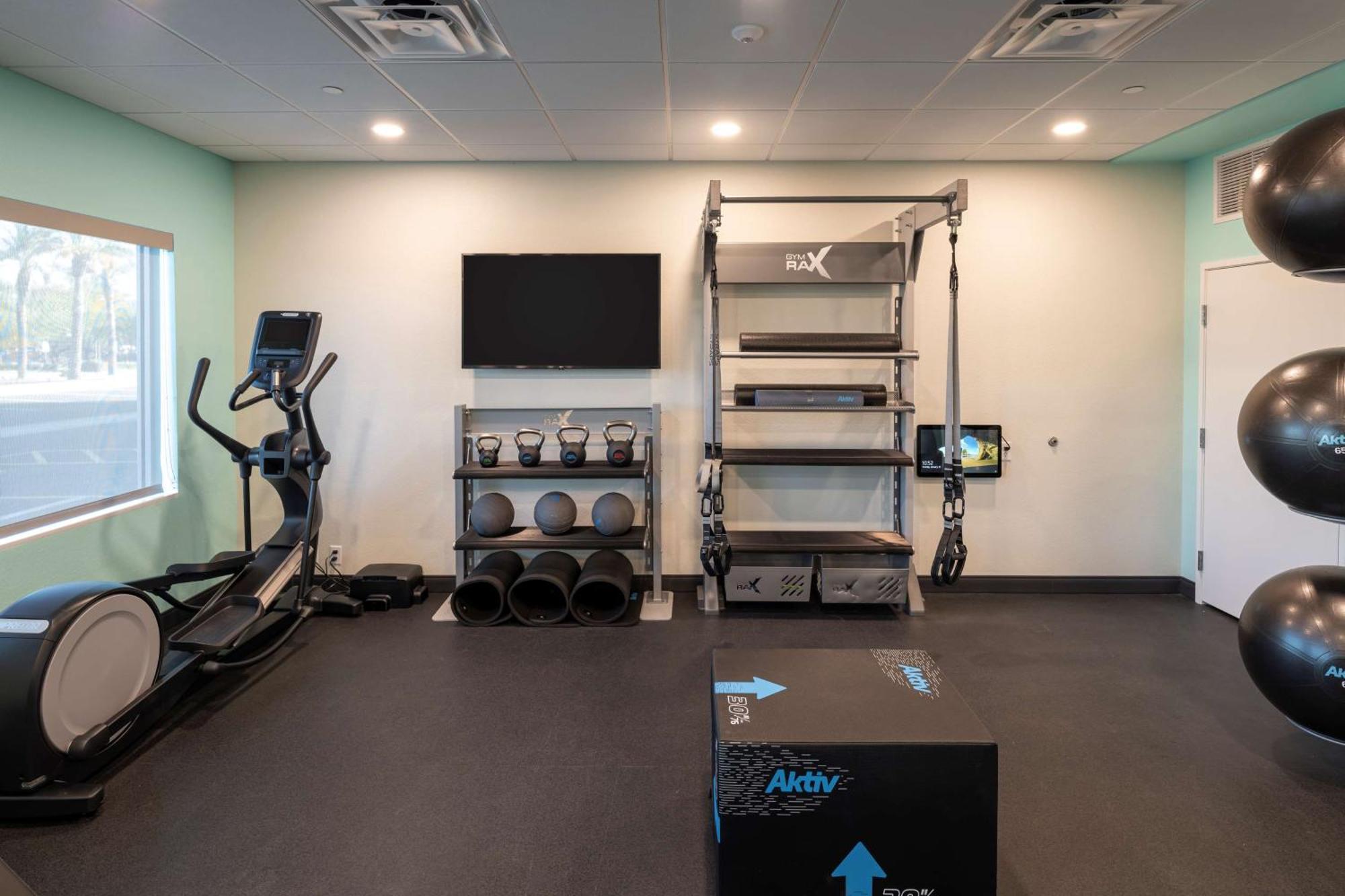 Tru By Hilton Phoenix Glendale Westgate Extérieur photo