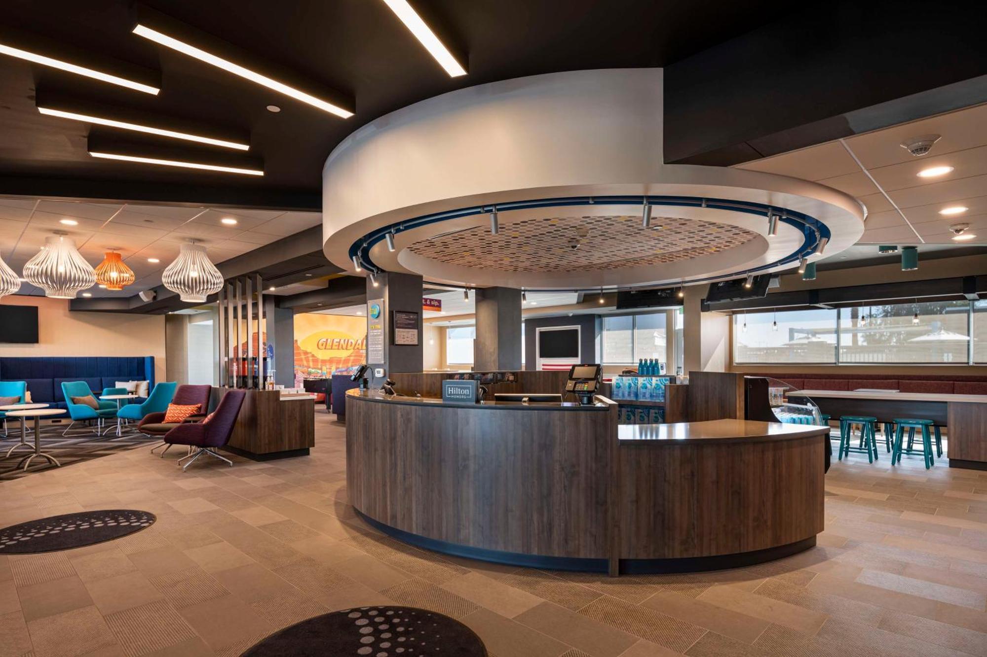 Tru By Hilton Phoenix Glendale Westgate Extérieur photo